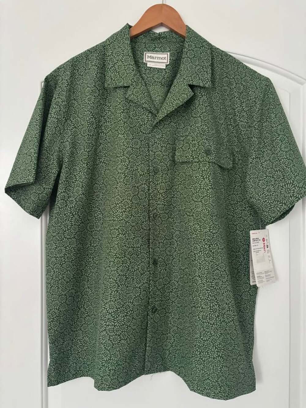 Marmot Men's Size L AirExchange Camp Novelty SS Shirt Juniper Green Mini Bloom